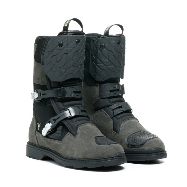 Dainese Men's Black/Grey - Overyond Xt Gore-Tex - Four-Season Gore - Waterproof - 46