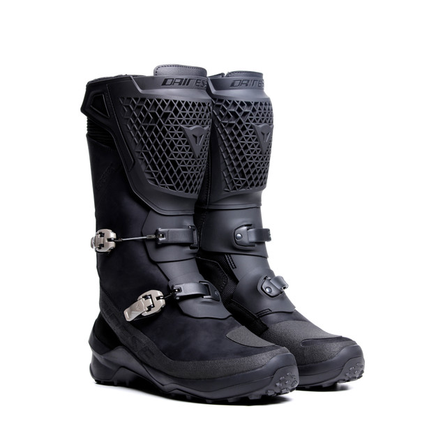 Dainese Men's Black/Black - Seeker Gore-Tex - Waterproof - 46