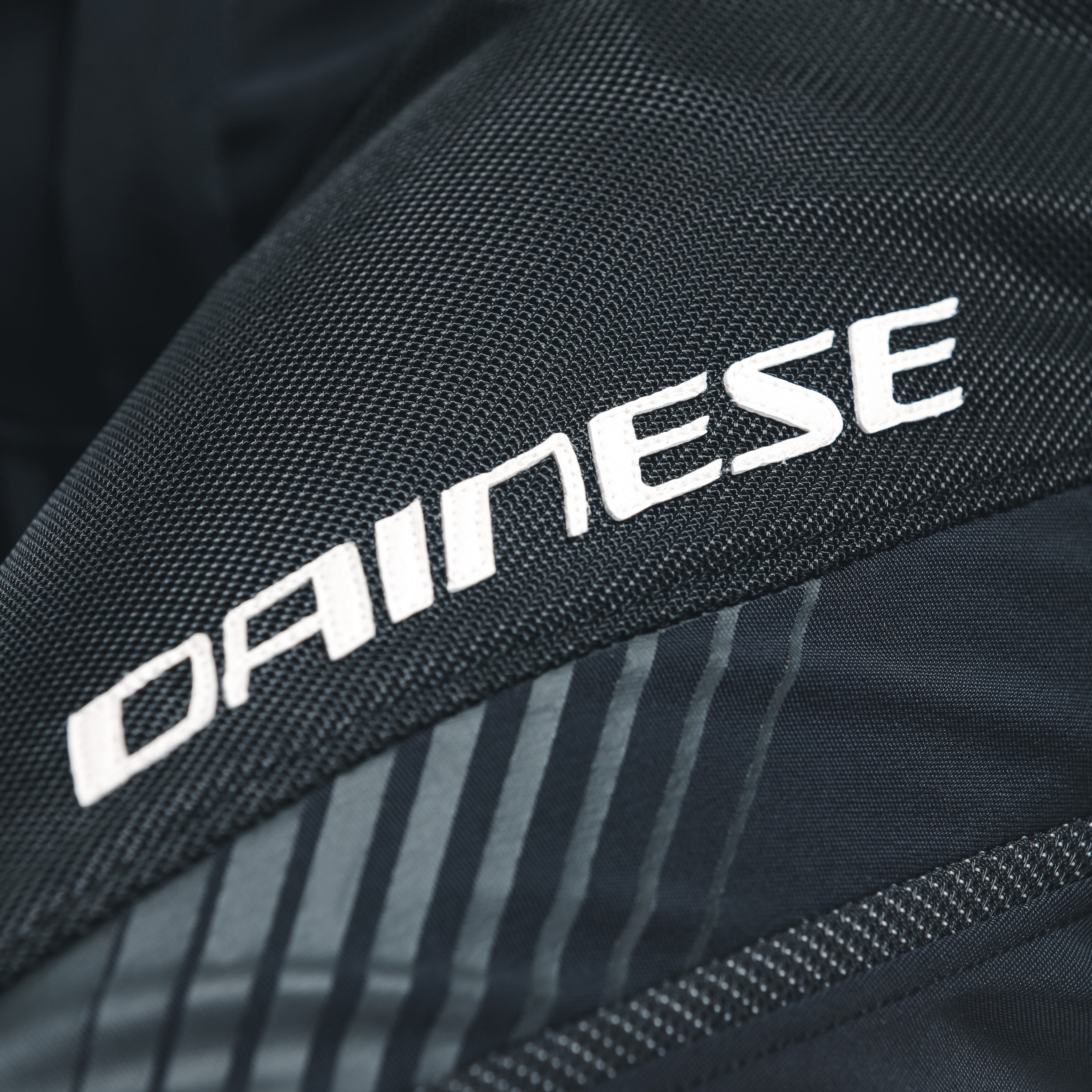 DRAKE 2 AIR ABS&Oslash;LUTESHELL - HEREN WATERDICHTE MOTORFIETS ZOMERBROEK - BLACK/BLACK - 9