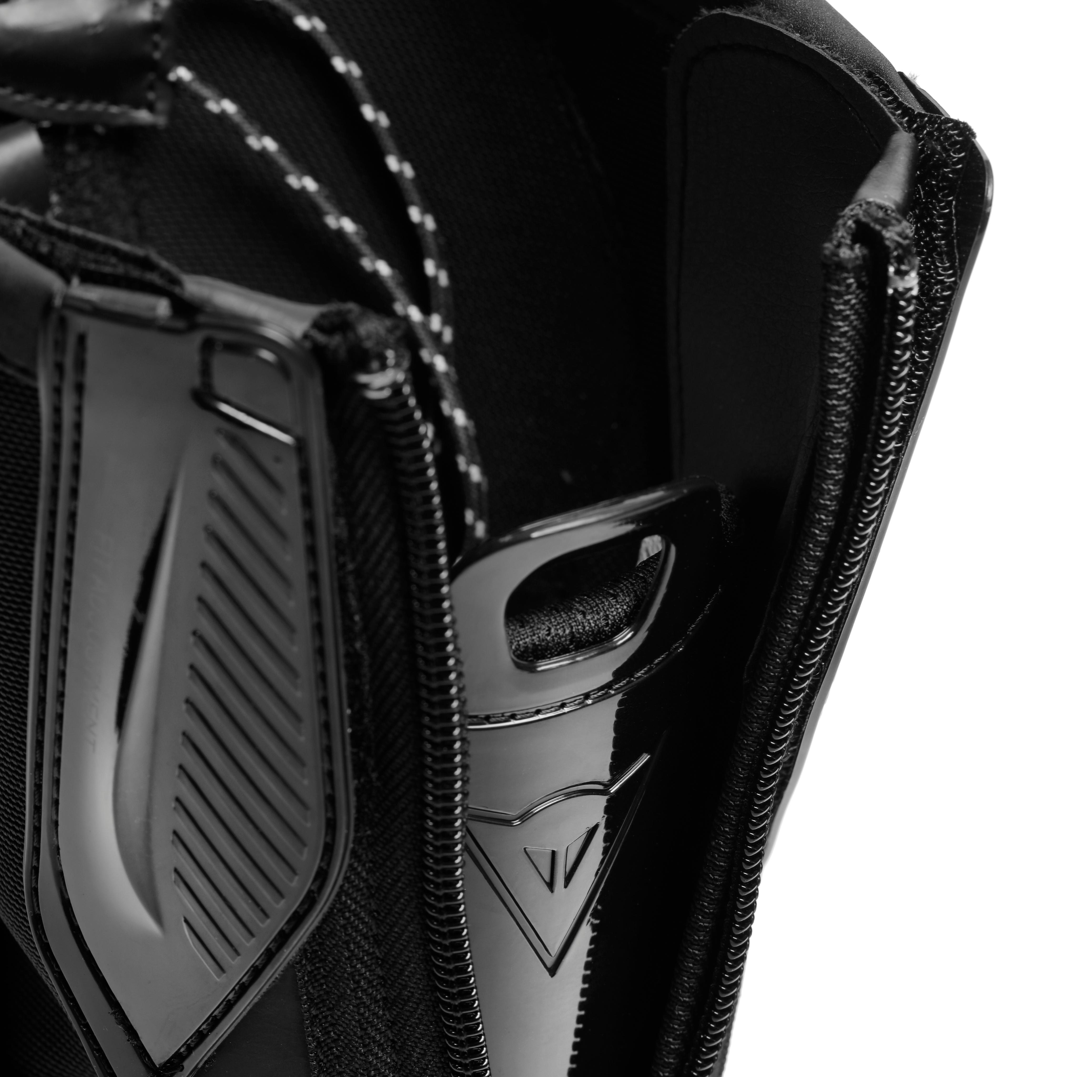 TORQUE 4 - BOTTES RACING ET ROUTE HOMME - BLACK/BLACK - 5