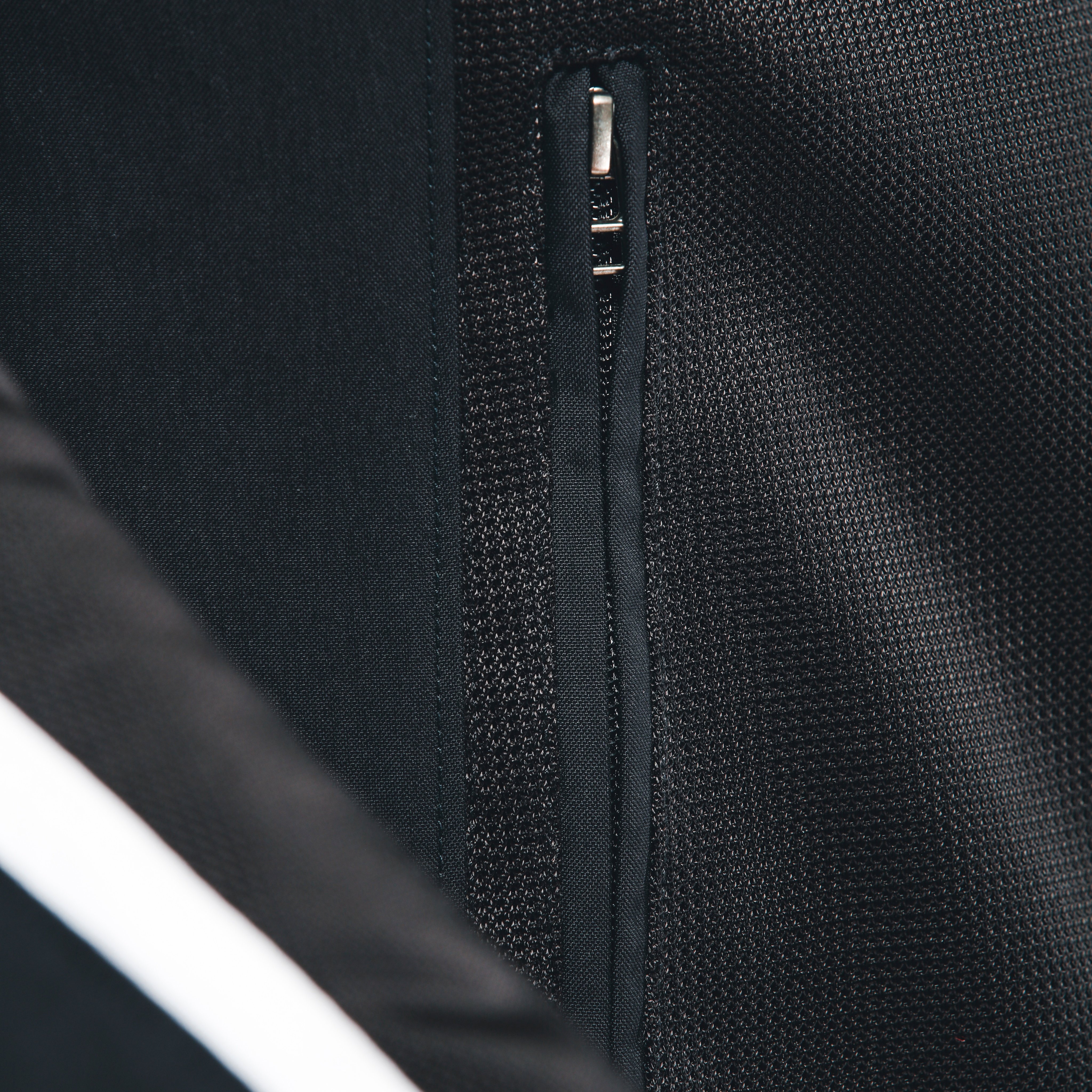HYDRAFLUX 2 AIR D-DRY&reg; JACKET - BLACK/CHARCOAL-GRAY - 8