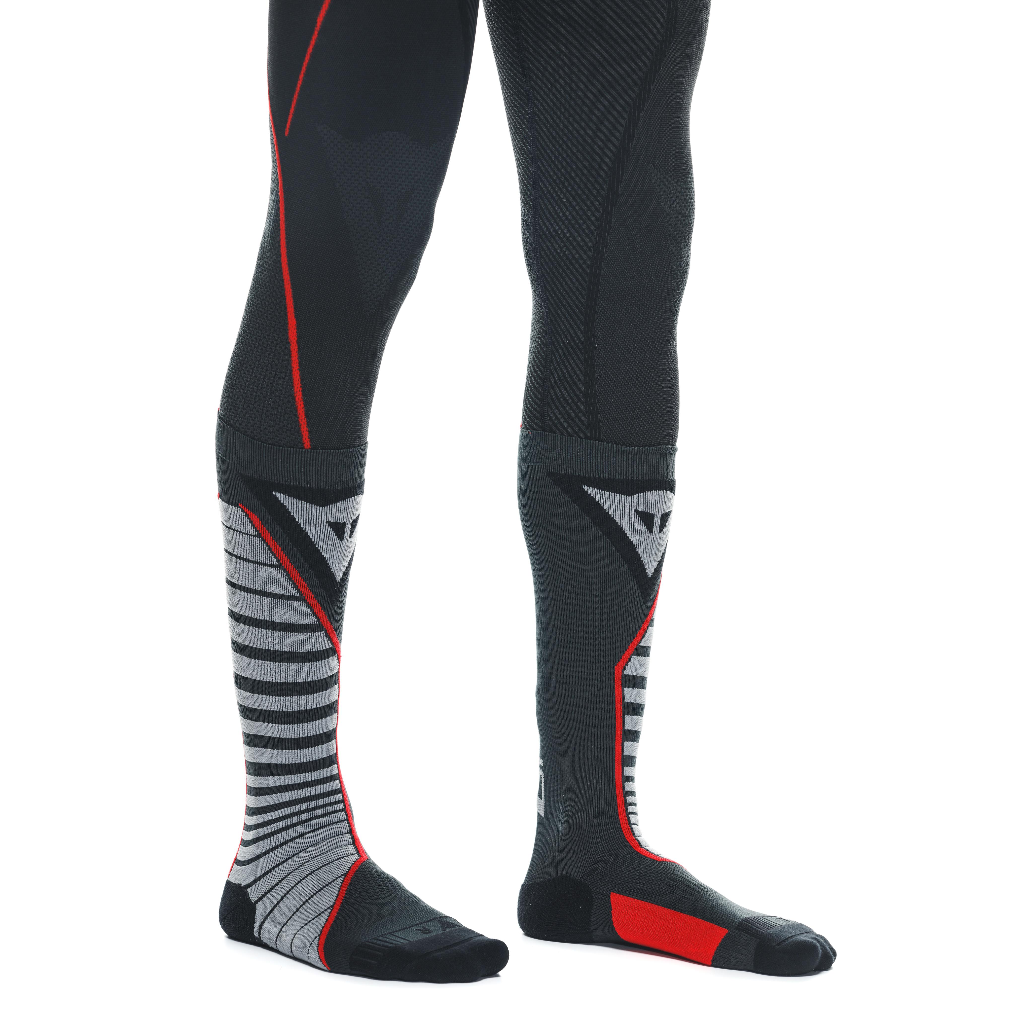 TECHNICAL MOTORCYCLE LONG SOCKS UNISEX - MID LAYER WINTER - BLACK/RED - 4