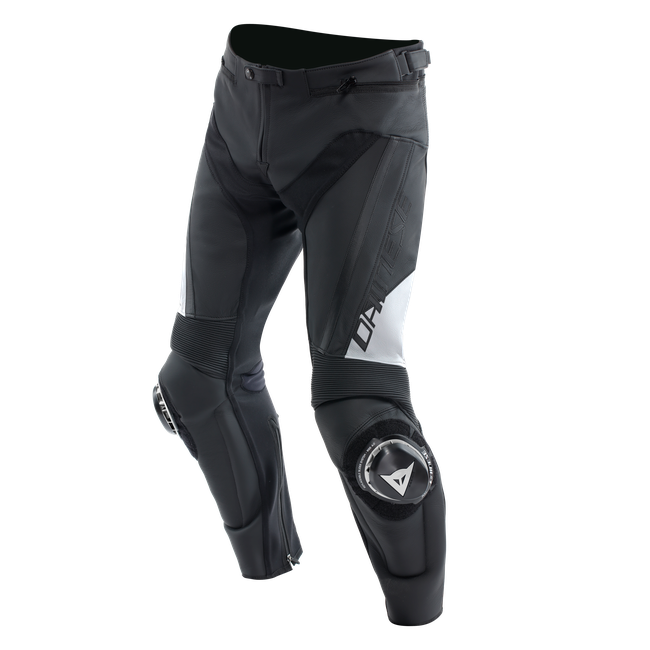 Dainese - Delta 4 - Piel - Men - Black/white - 52