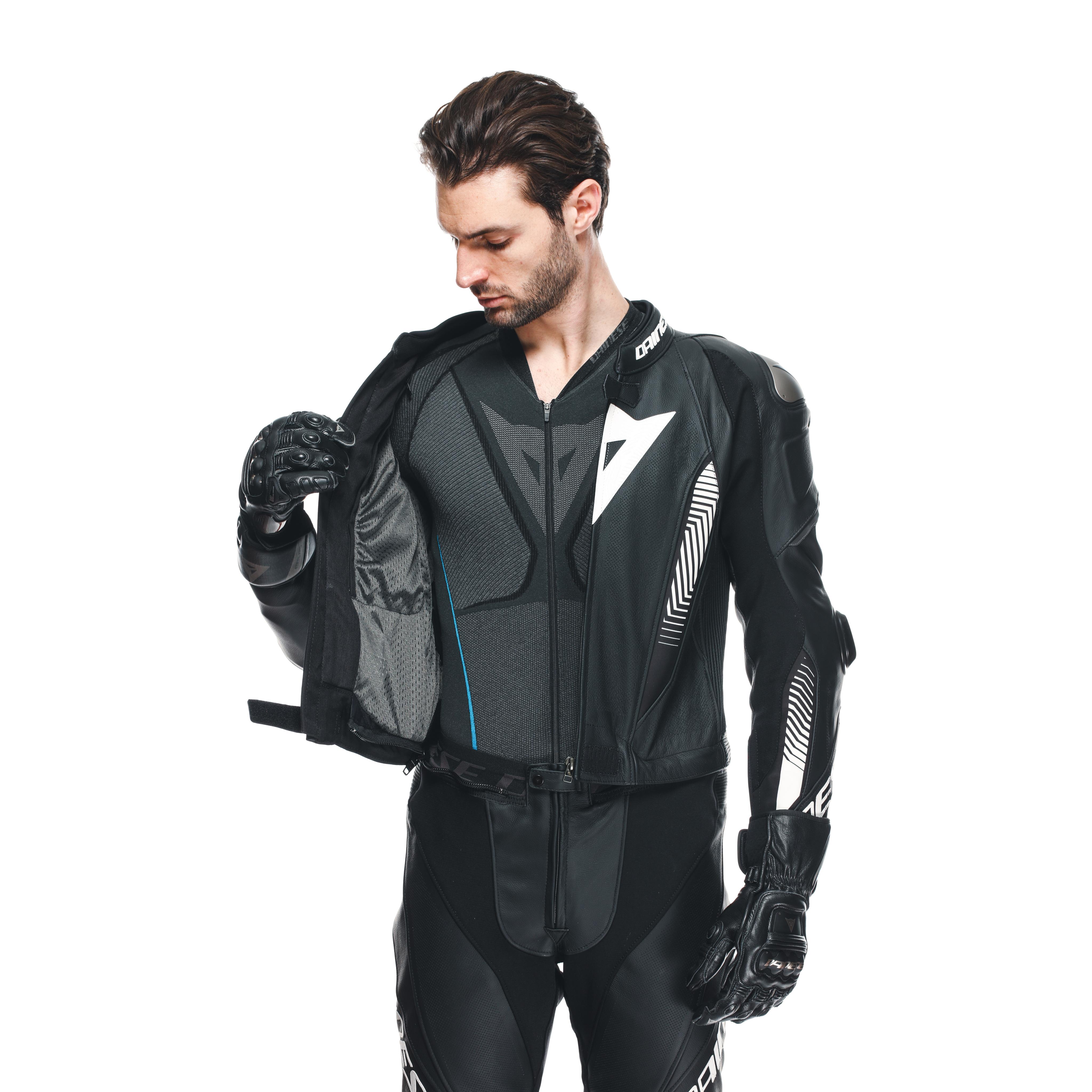 DAINESE LAGUNA SECA5 サイズ48 LAGUNA SECA 5 - MEN'S 2-PIECE MOTORCYCLE PERFORATED LEATHER SUIT