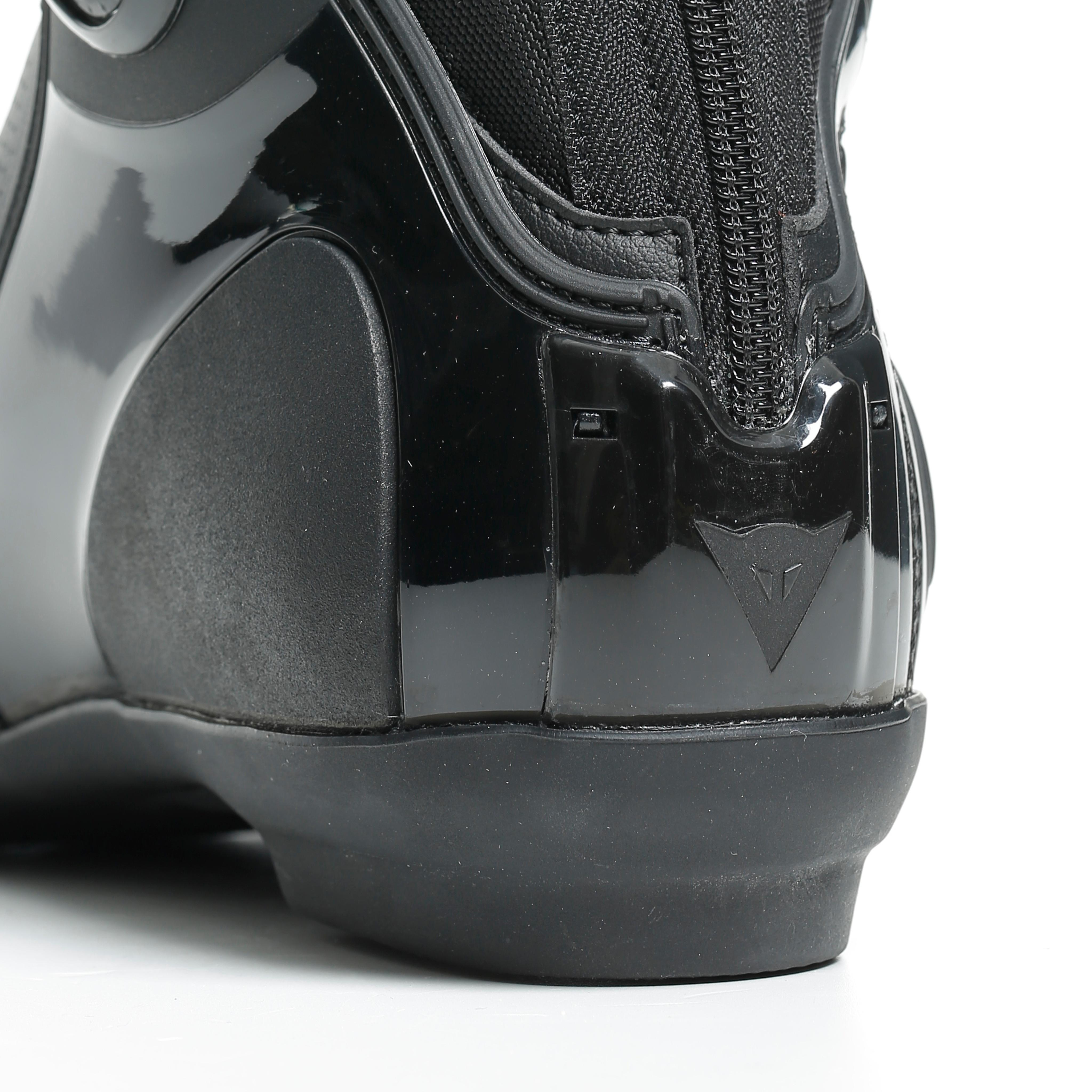 SPORT MASTER GORE-TEX&reg; - MEN'S WATERPROOF MOTORCYCLE BOOTS - BLACK - 6