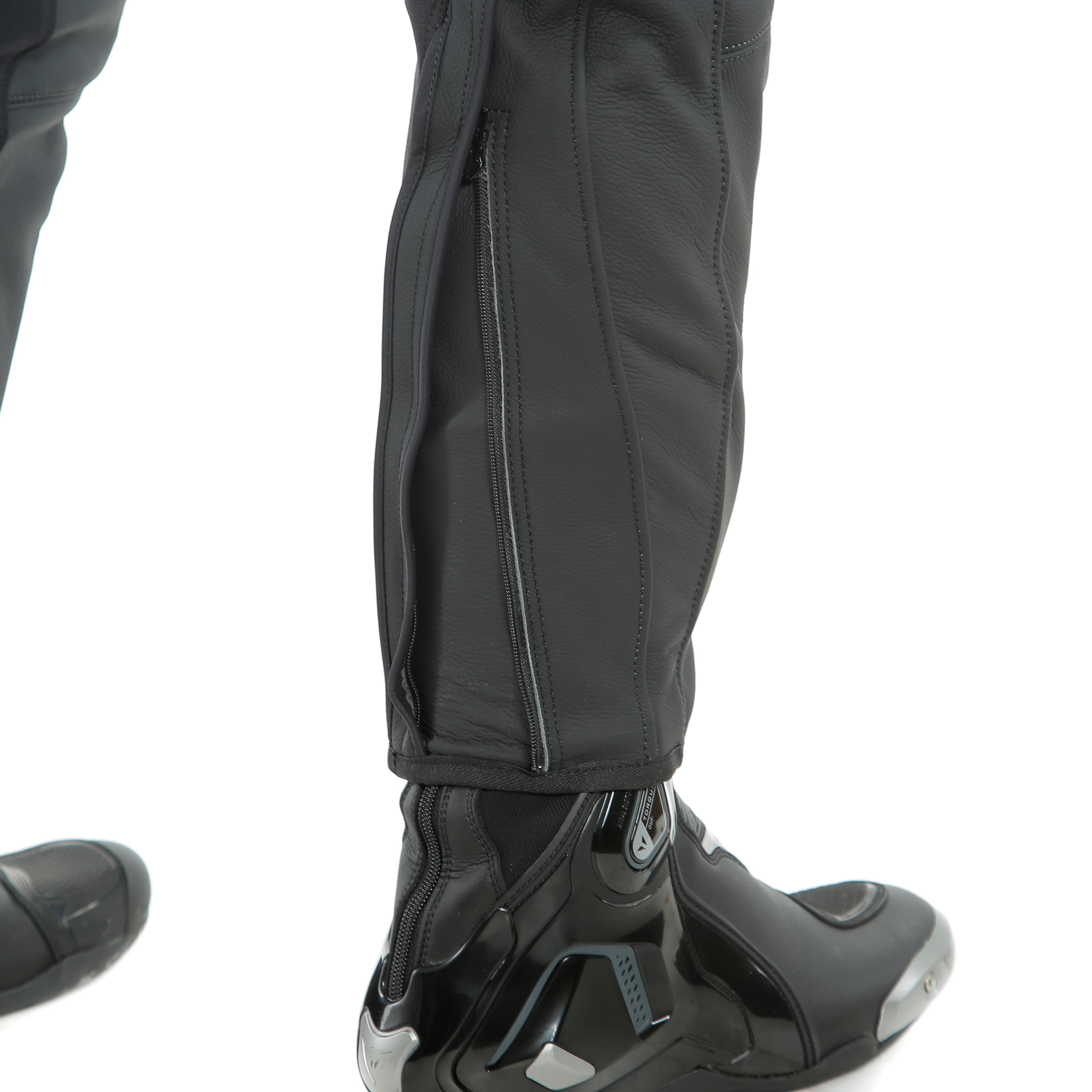 PONY 3 LEATHER PANTS - BLACK-MATT - 6
