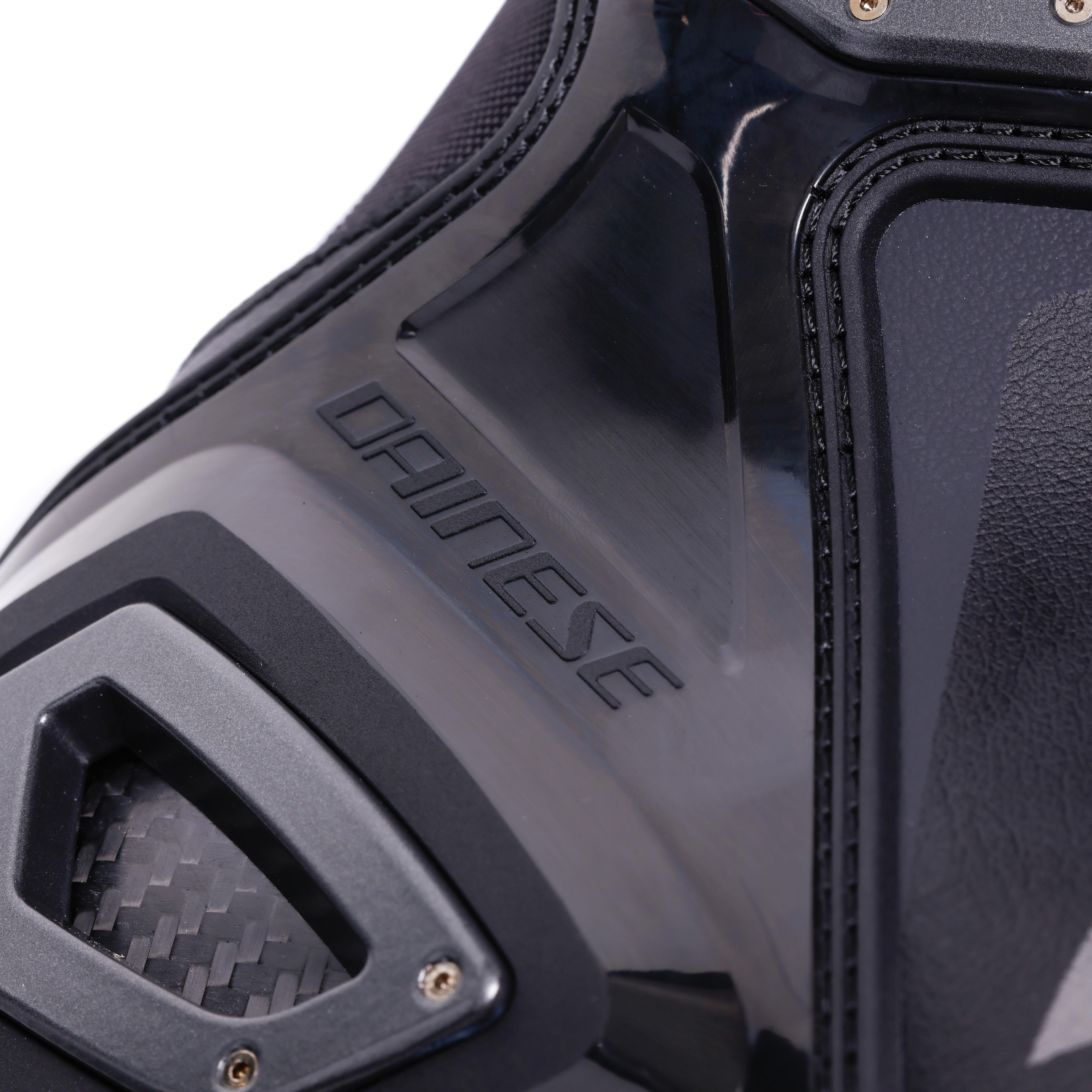 AXIAL 2 BOOTS - BLACK/BLACK - 7