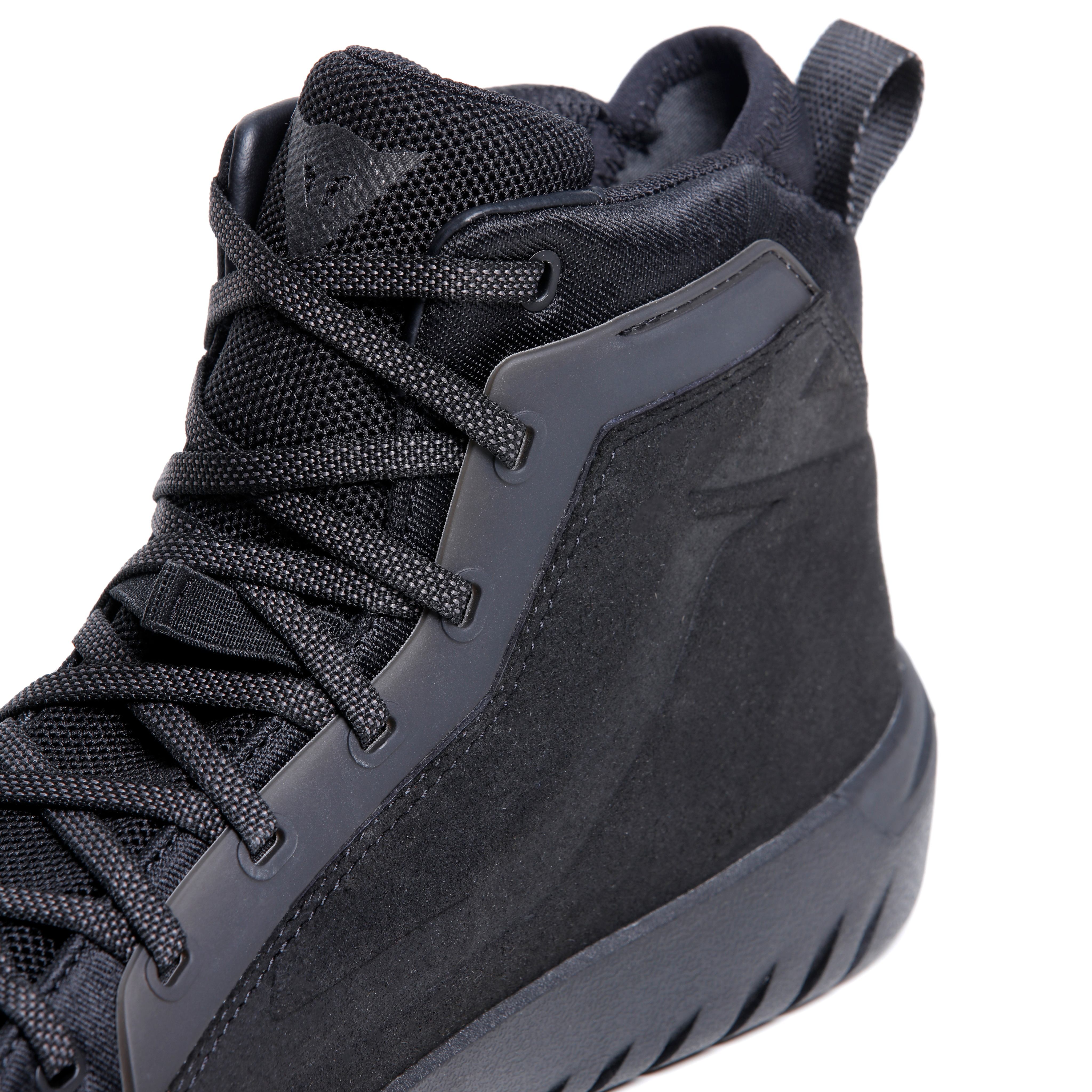 URBACTIVE GORE-TEX&reg; SHOES - BLACK/BLACK - 9
