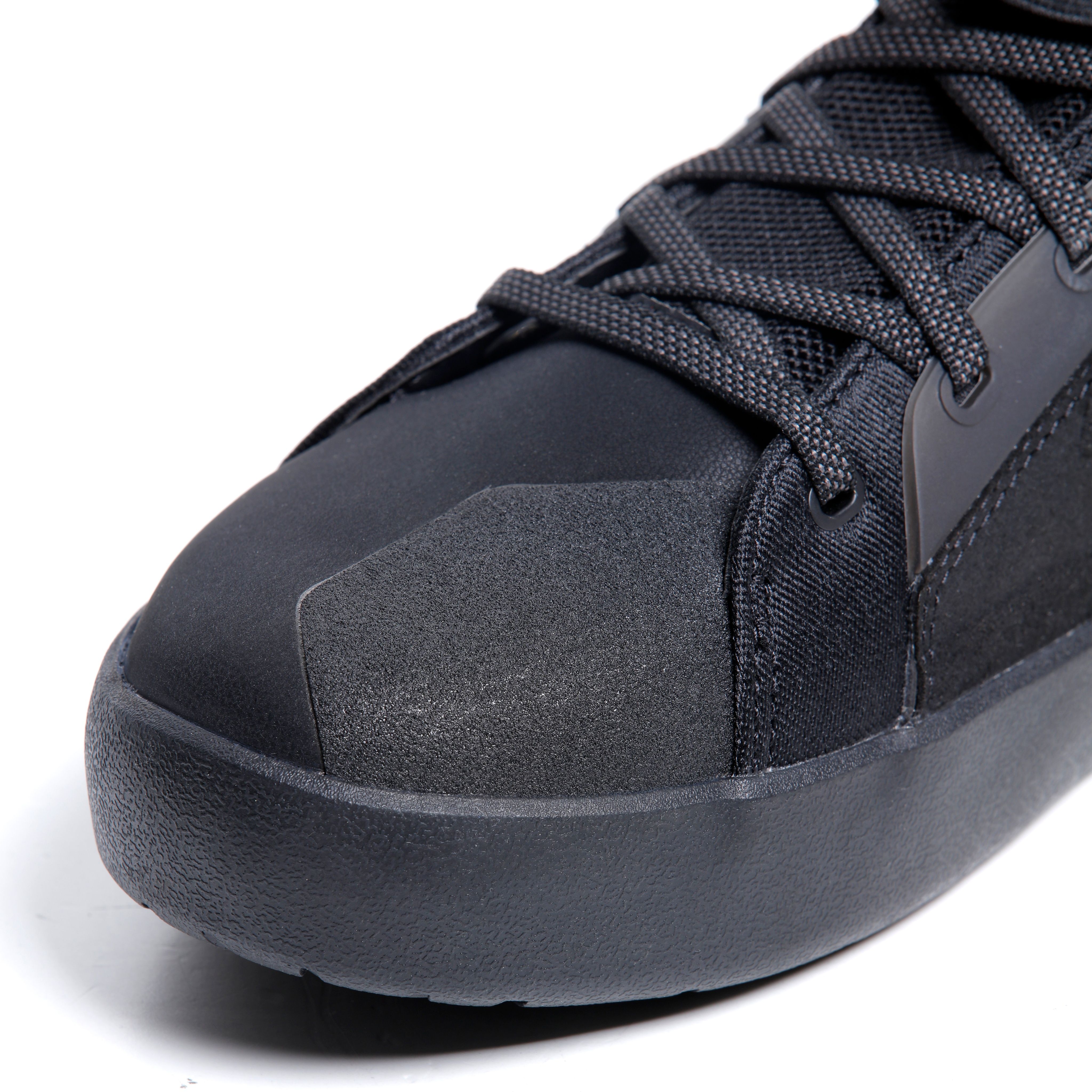 URBACTIVE GORE-TEX&reg; SHOES - BLACK/BLACK - 8