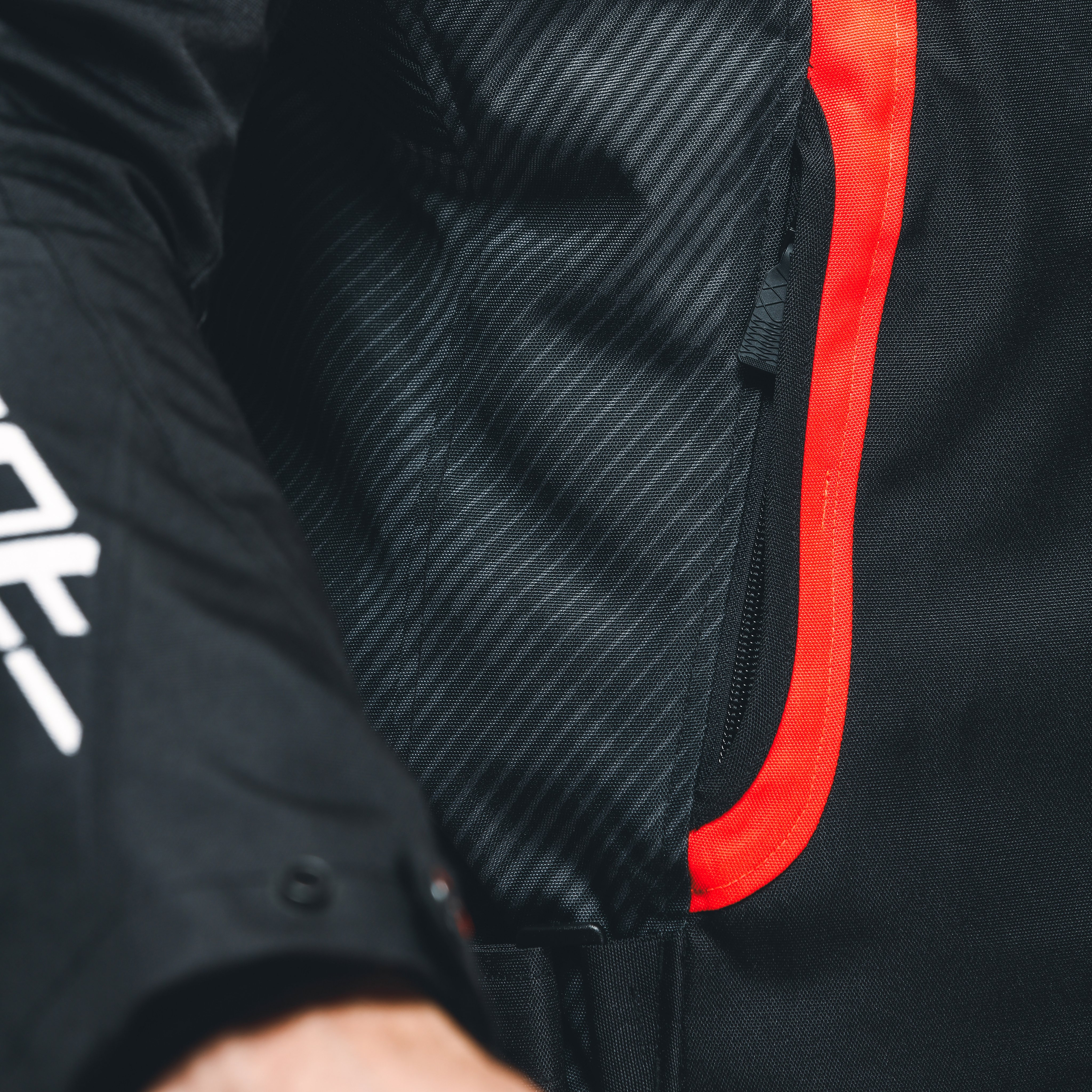 AVRO 5 - GIACCA MOTO IN TESSUTO DA UOMO - BLACK/RED-FLUO/WHITE - 9