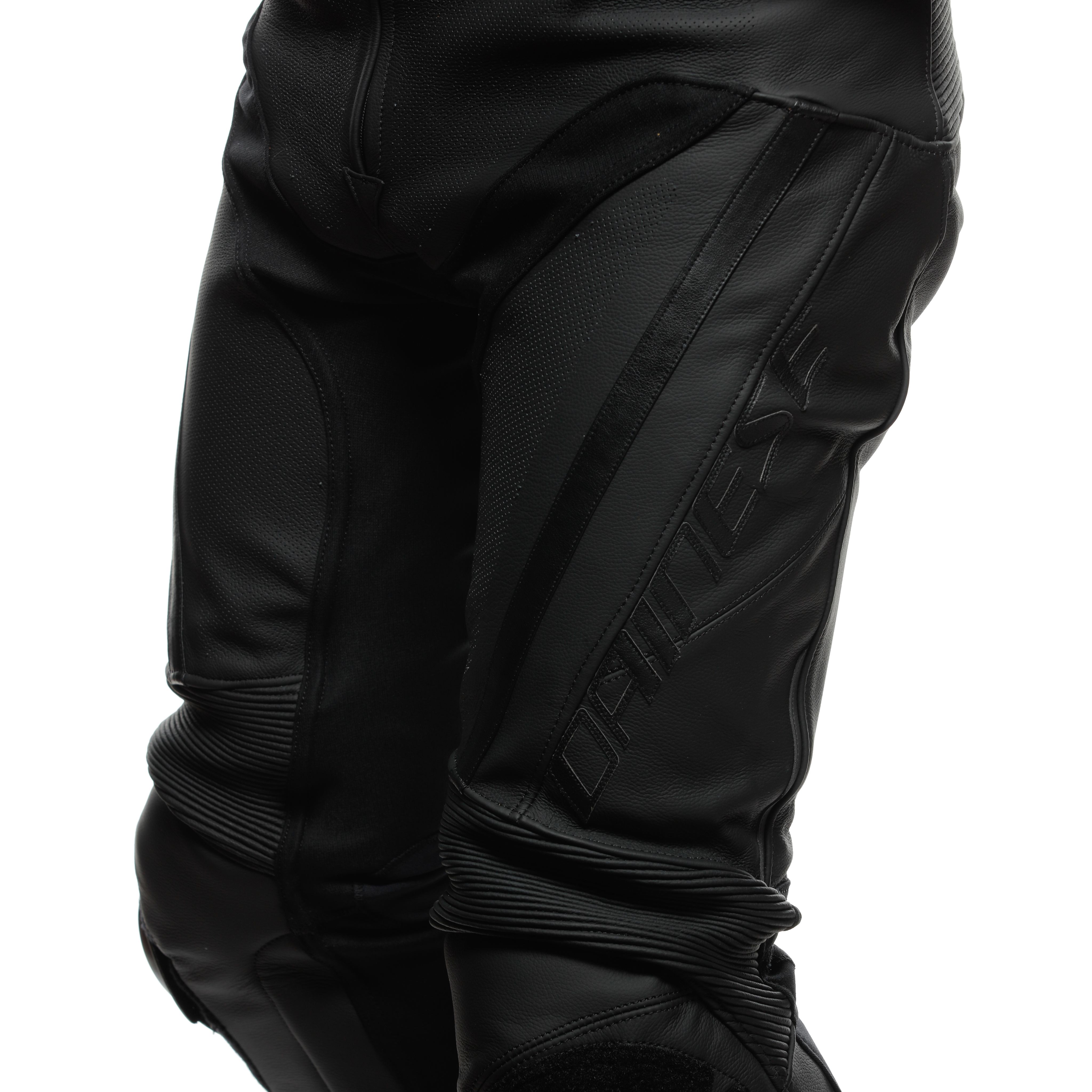 DELTA 4 - MEN LEATHER MOTORCYCLE PANTS PERF. SHORT/TALL FIT - BLACK/BLACK - 10