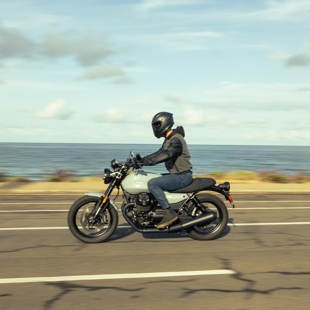 C&oacute;mo vestirse para una salida en moto: el equilibrio adecuado entre seguridad y practicidad