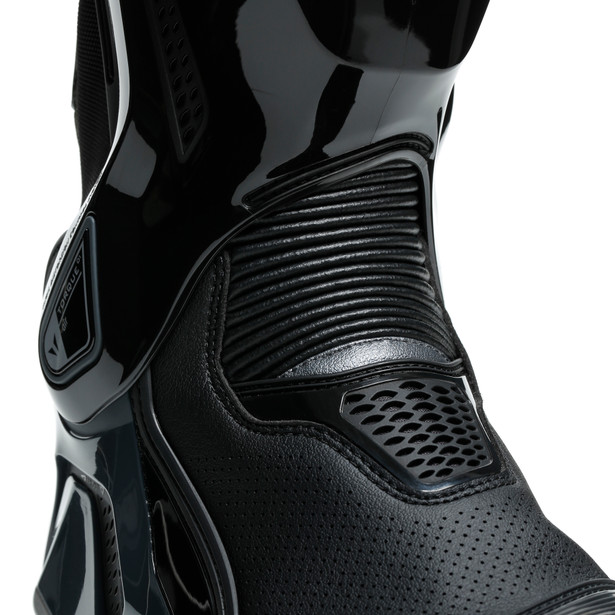 torque-3-out-air-boots-black-anthracite image number 4
