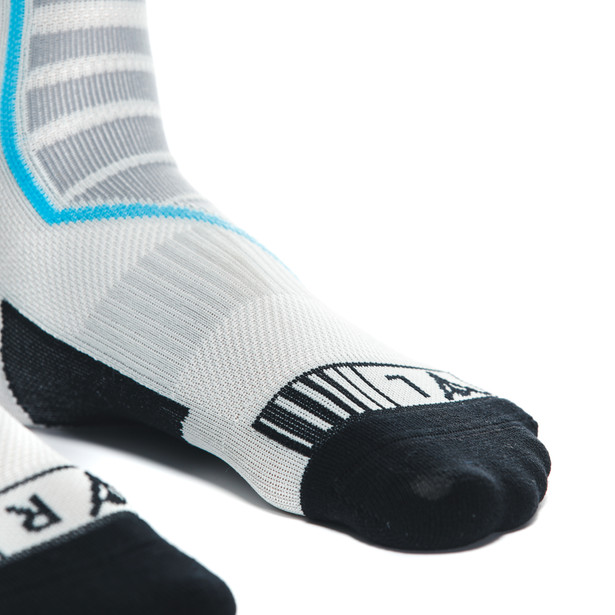 dry-long-socks-black-blue image number 9