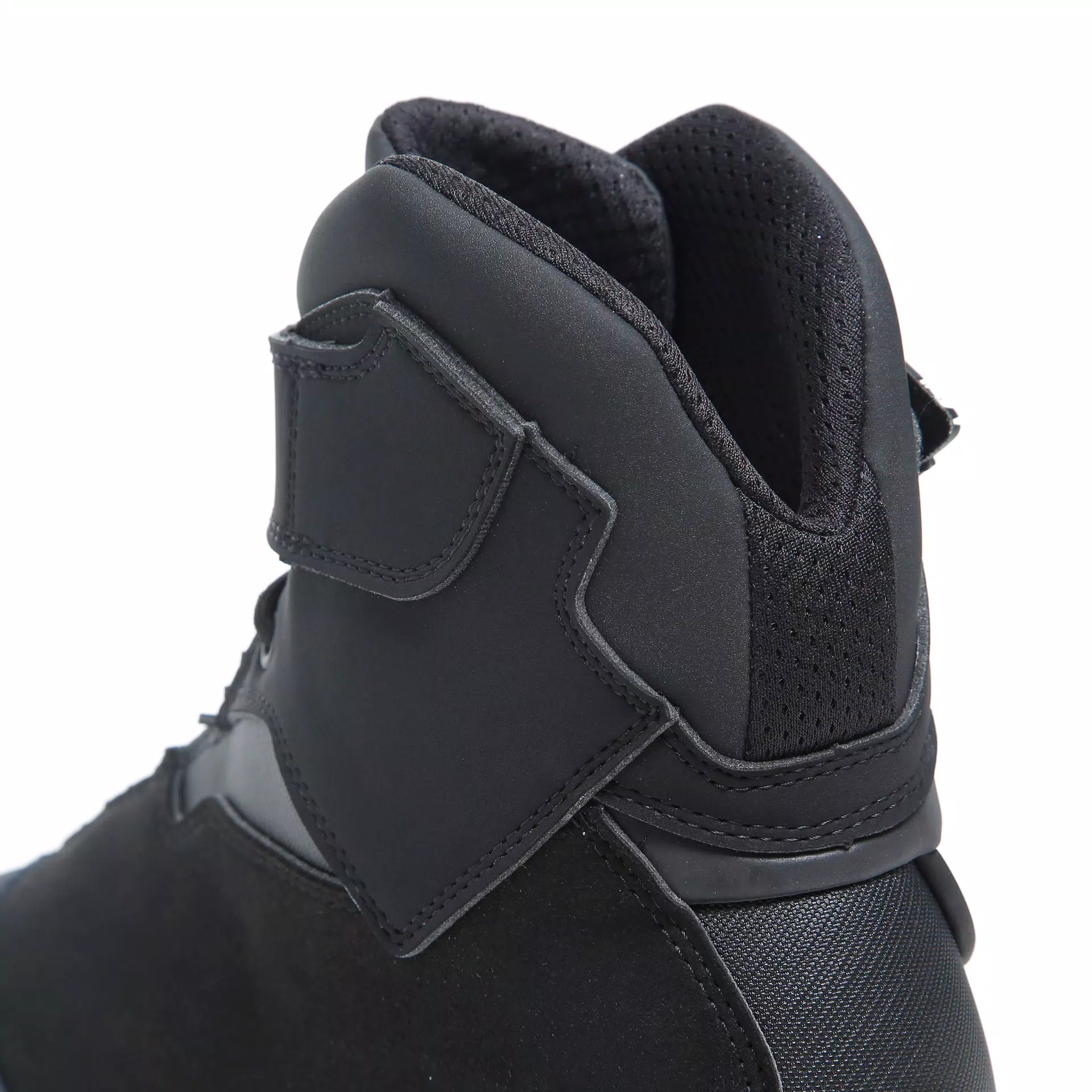ZETA WP MEN'S WATERPROOF MOTORCYCLE SHOES - BLACK | | Dainese ZETA WP MEN'S WATERPROOF MOTORCYCLE SHOES - BLACK | | Dainese