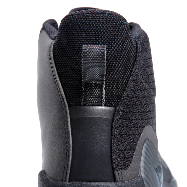 atipica-air-2-shoes-black-carbon image number 6