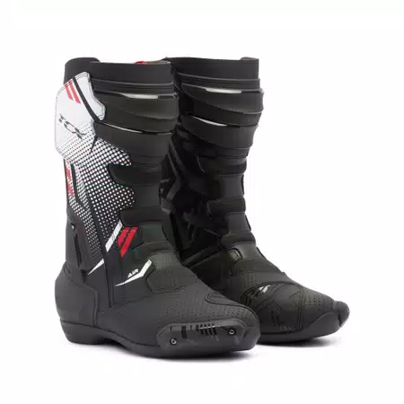 Men's Motorbike boots for track, road, adventure | Dainese Men's Motorbike boots for track, road, adventure | Dainese
