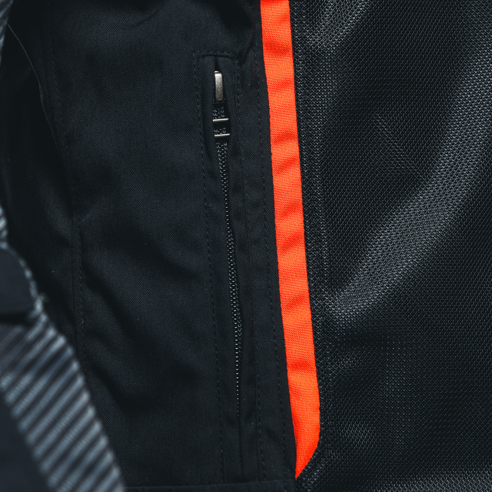 air-frame-3-tex-giacca-moto-estiva-in-tessuto-uomo-black-black-red-fluo image number 8