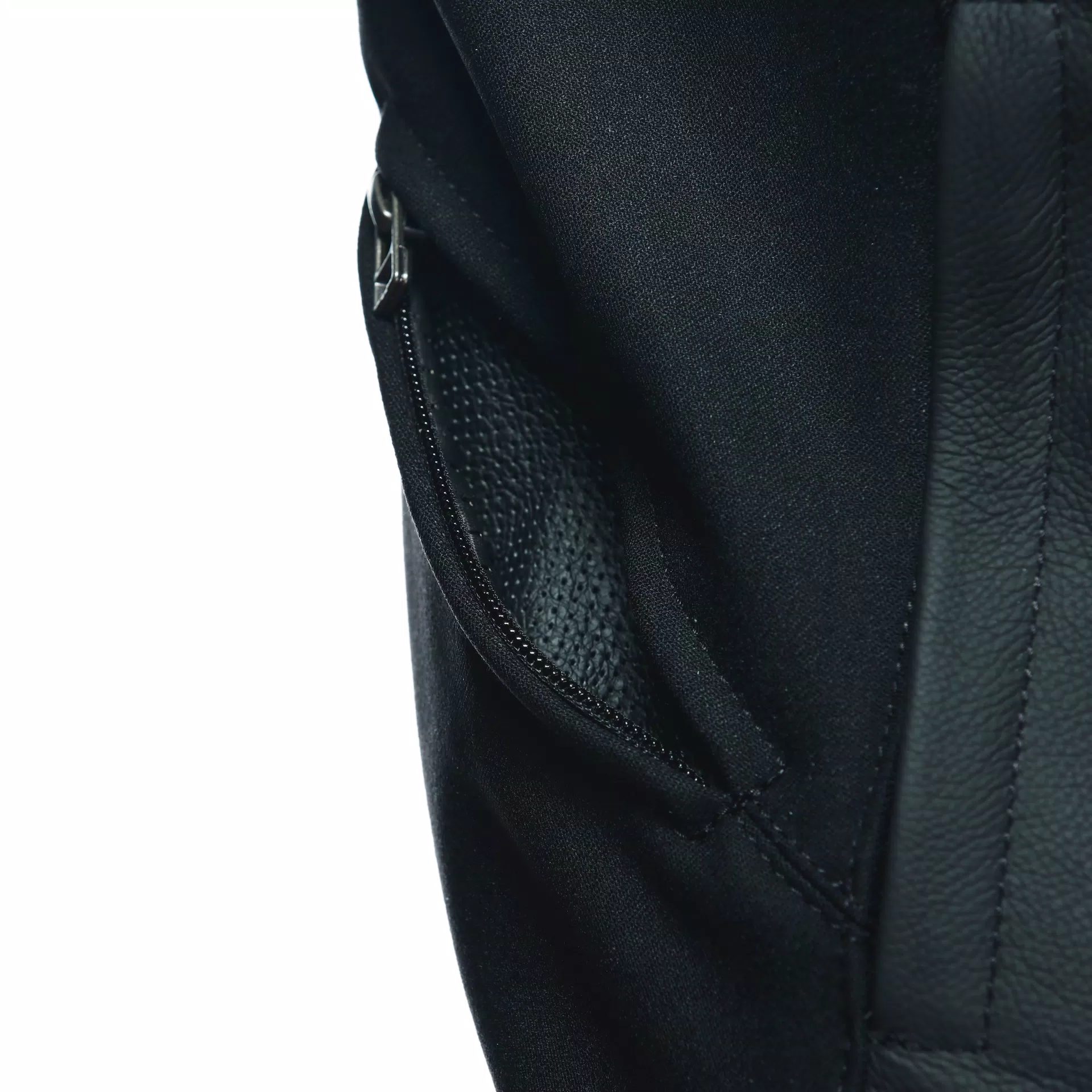 SPORTIVA LEATHER JACKET