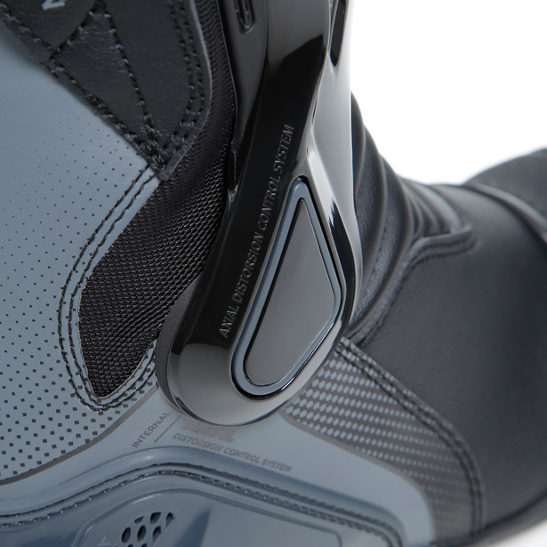 nexus-2-boots image number 26