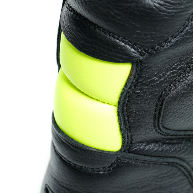 fulcrum-gt-gore-tex-boots-black-fluo-yellow image number 11