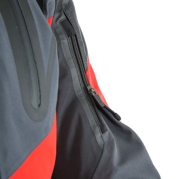 sport-master-gore-tex-jacket-black-lava-red-ebony image number 5