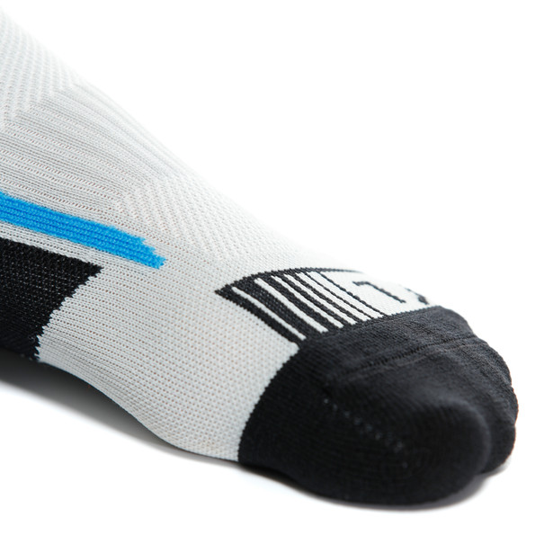 dry-mid-socks-black-blue image number 8