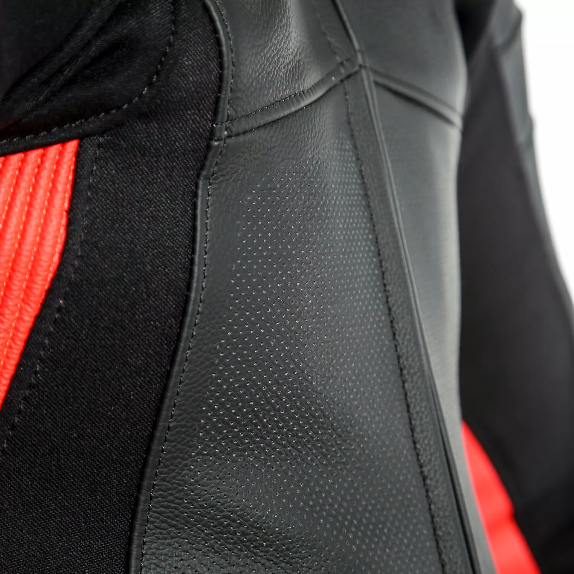 ASSEN 2 1 PC. PERF. LEATHER SUIT