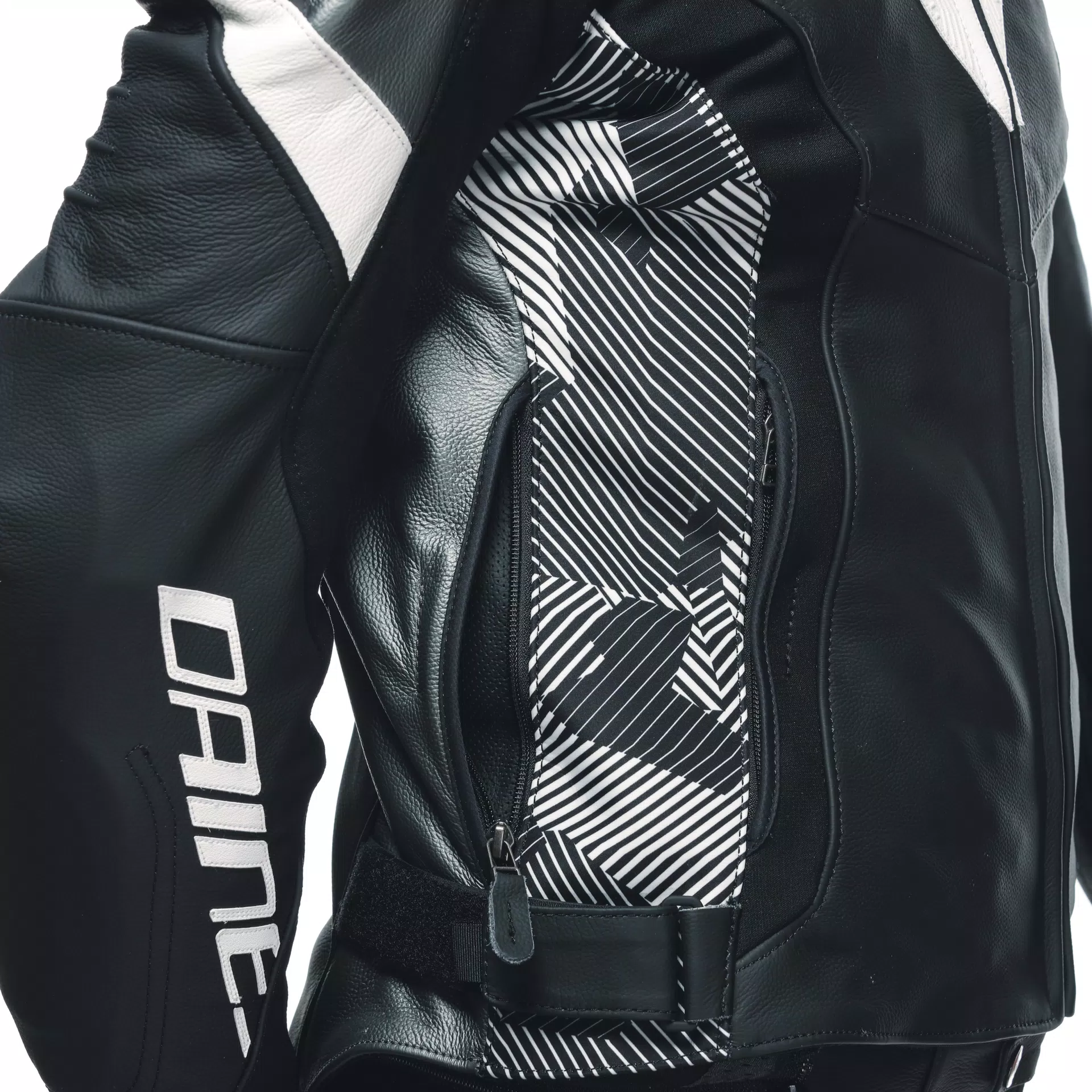 AVRO 5 - MEN'S MOTORCYCLE LEATHER JACKET