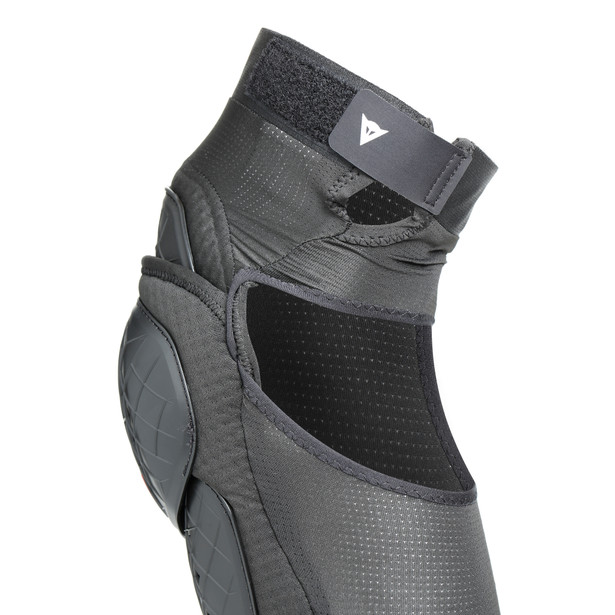 armoform-pro-elbow-guards-black image number 1