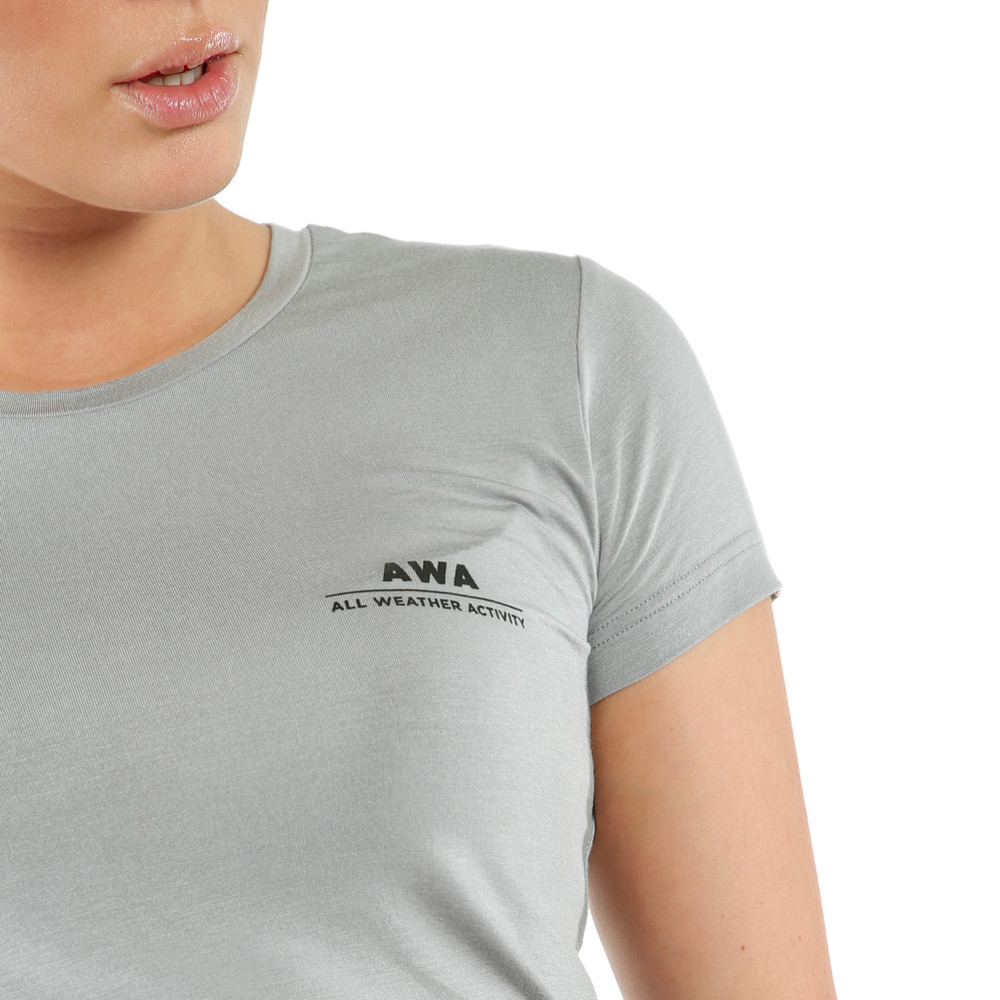 awa-black-tee-wmn image number 13