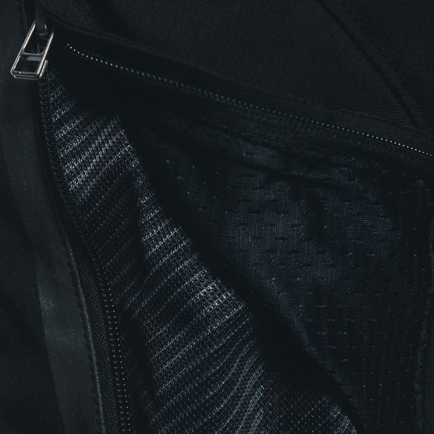 drake-2-air-pantaloni-motoestivi-in-tessuto-uomo-black-black image number 8