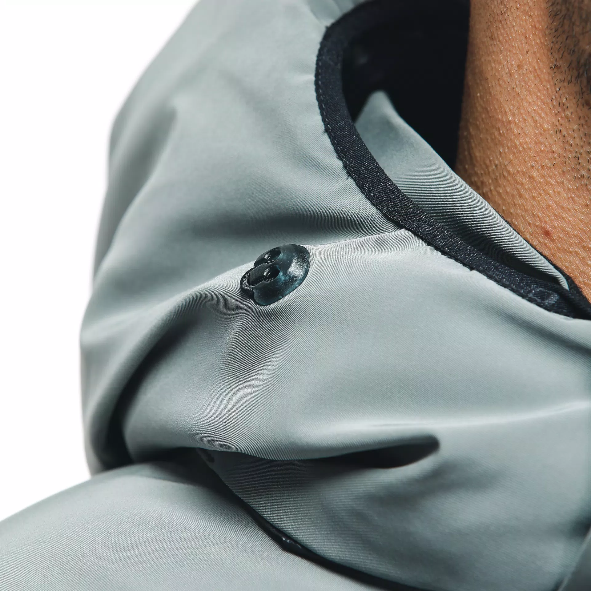 MULTIFUNKTIONALE DAUNENJACKE FÜR HERREN 