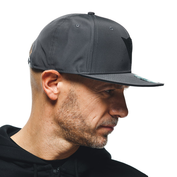 -c02-dainese-9fifty-cappellino-snapback-anthracite image number 1