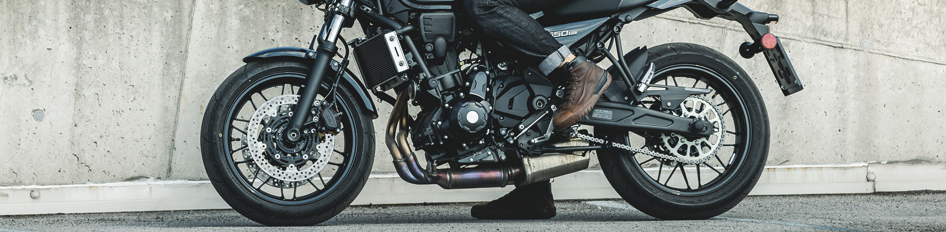 Men's Motorcycle Shoes and Motorbike Trainers | Dainese Official