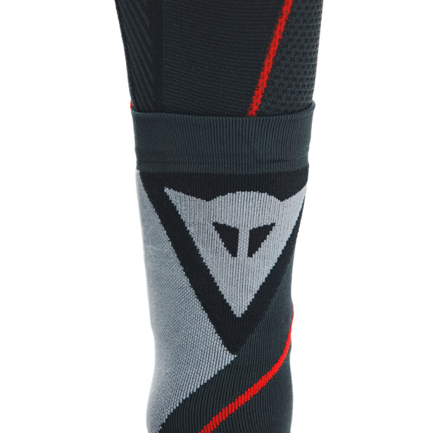 thermo-mid-socks-black-red image number 6