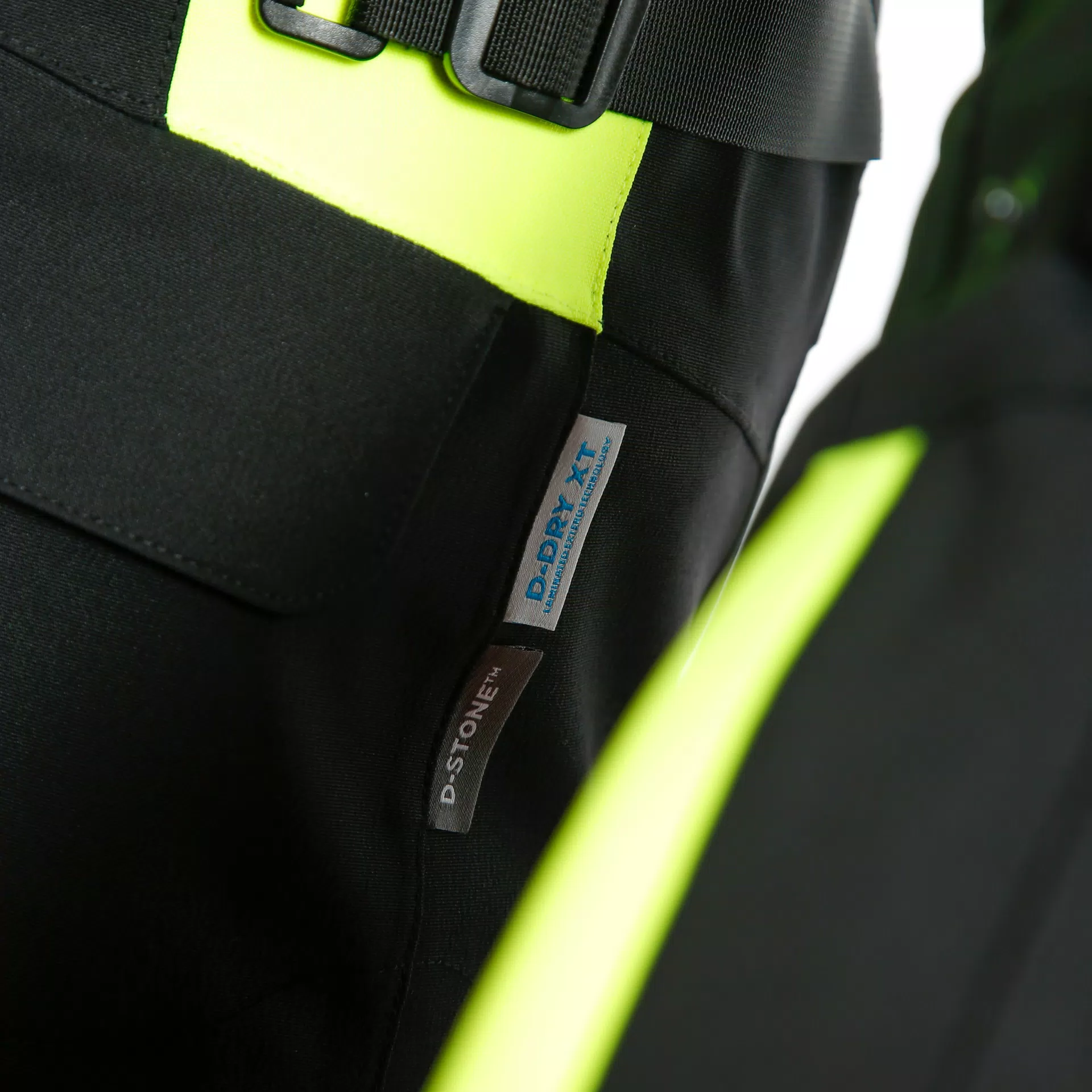 TONALE D-DRY&reg; JACKET