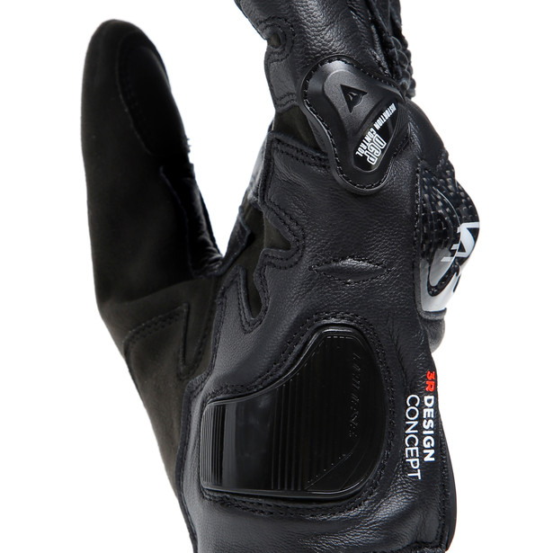 carbon-4-short-leather-gloves-black-black image number 6