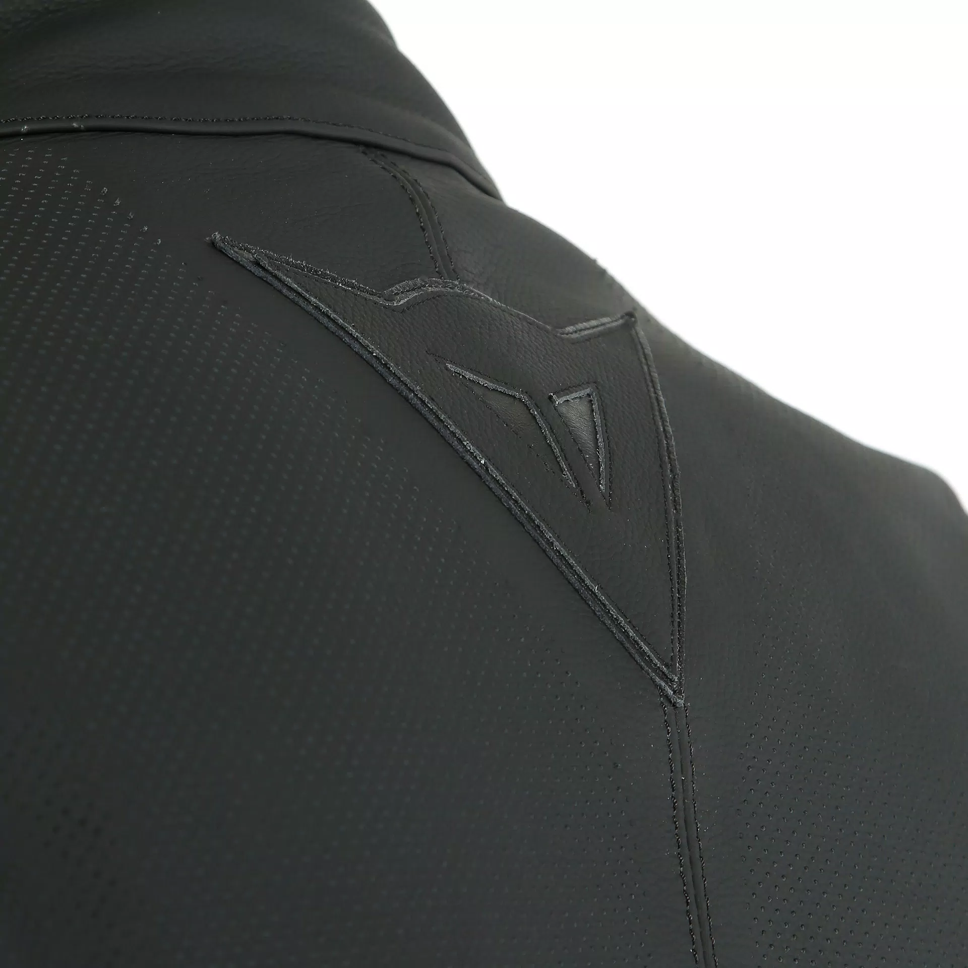 SAN DIEGO LEATHER JACKET PERF.