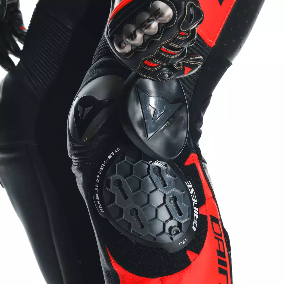 MISANO 3 D-AIR® MONO DE CUERO PERFORADO 1PZ HOMBRE - BLACK/RED/FLUO-RED - 10