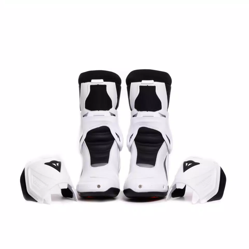 NEXUS 3 IN & OUT BOOTS - BLACK/WHITE - 9