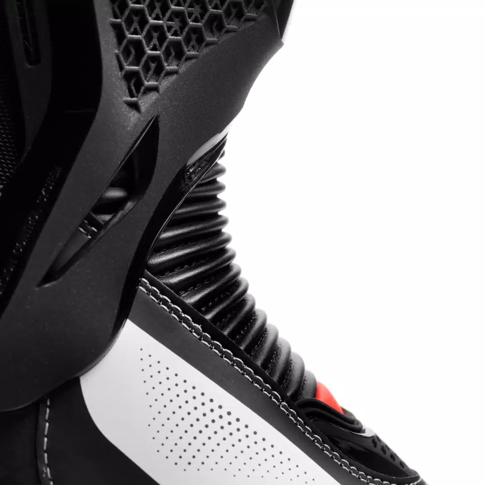 TORQUE 4 - WOMEN'S RACING AND ROAD BOOTS - BLACK/WHITE/RED-FLUO - 5