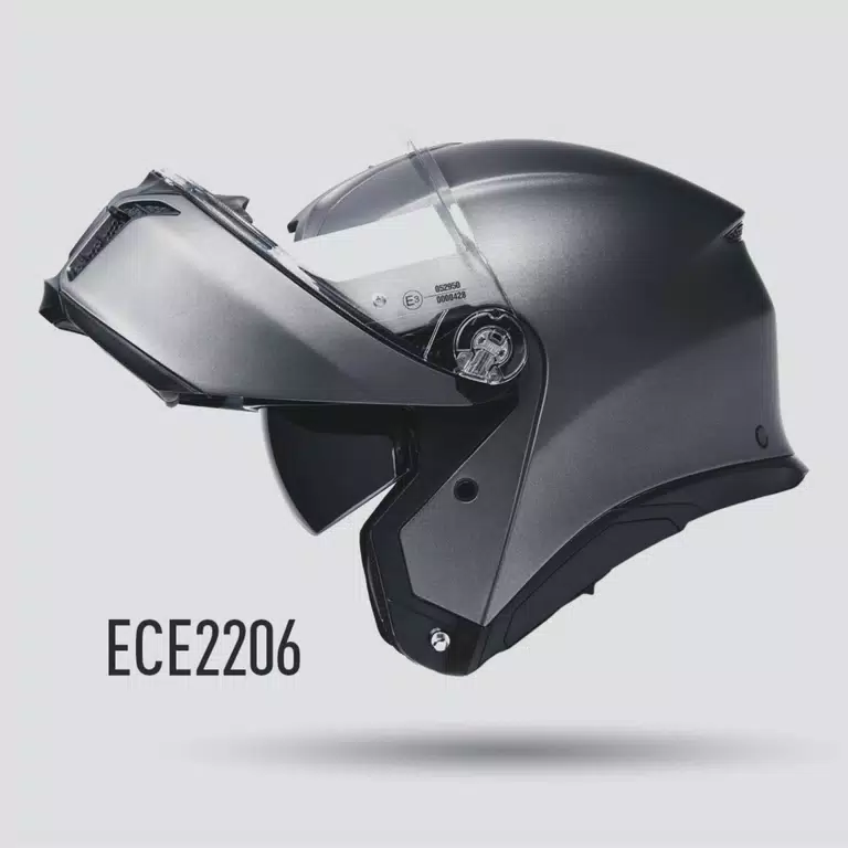 The ultra-safe modular helmet for endless journeys. With