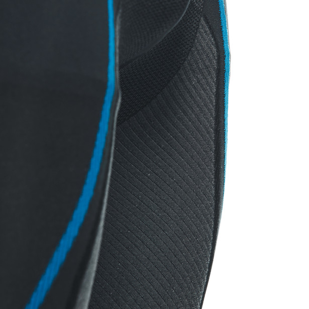 dry-pants-black-blue image number 8