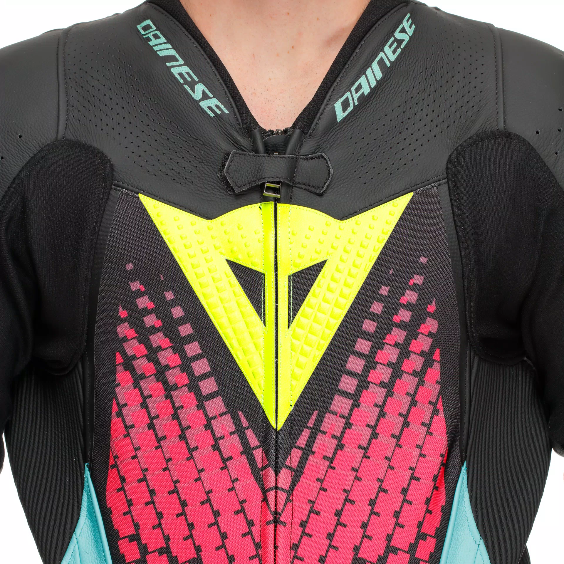 LAGUNA SECA 6 PERF 1PC LEATHER SUIT
