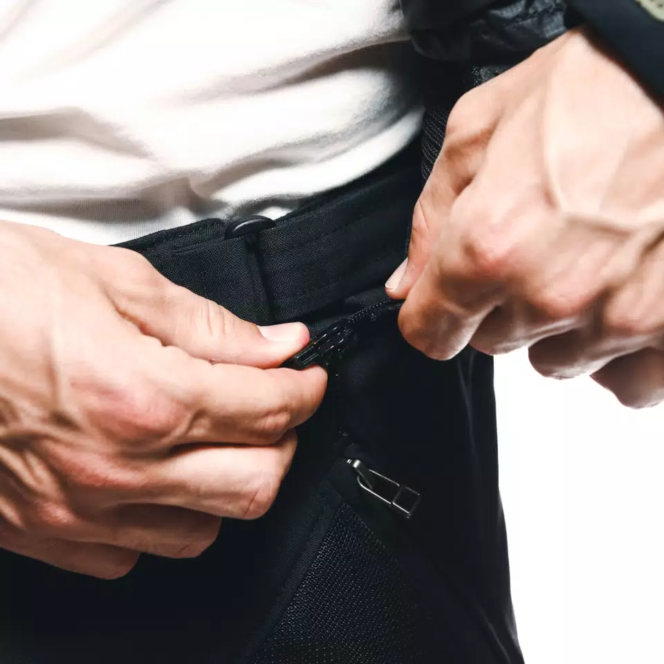 DRAKE 2 SUPER AIR - MEN'S SUMMER MOTORCYCLE PANTS IN FABRIC - BLACK/BLACK - 11