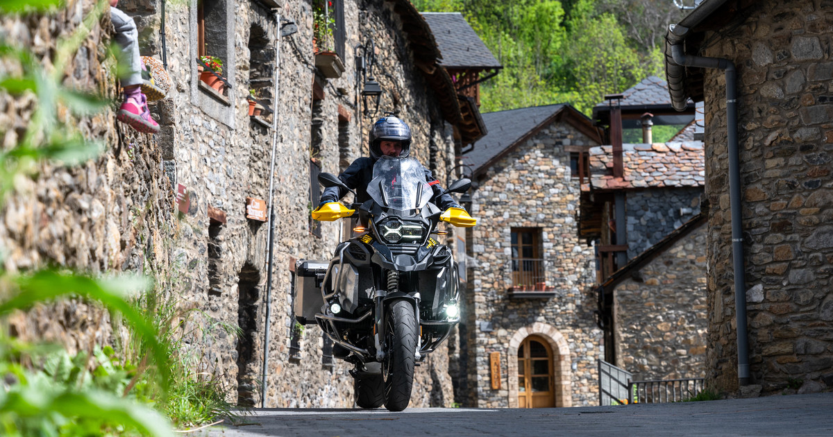 Motorcycle trip from Catalonia to the Pyrenees – an adventure among ...