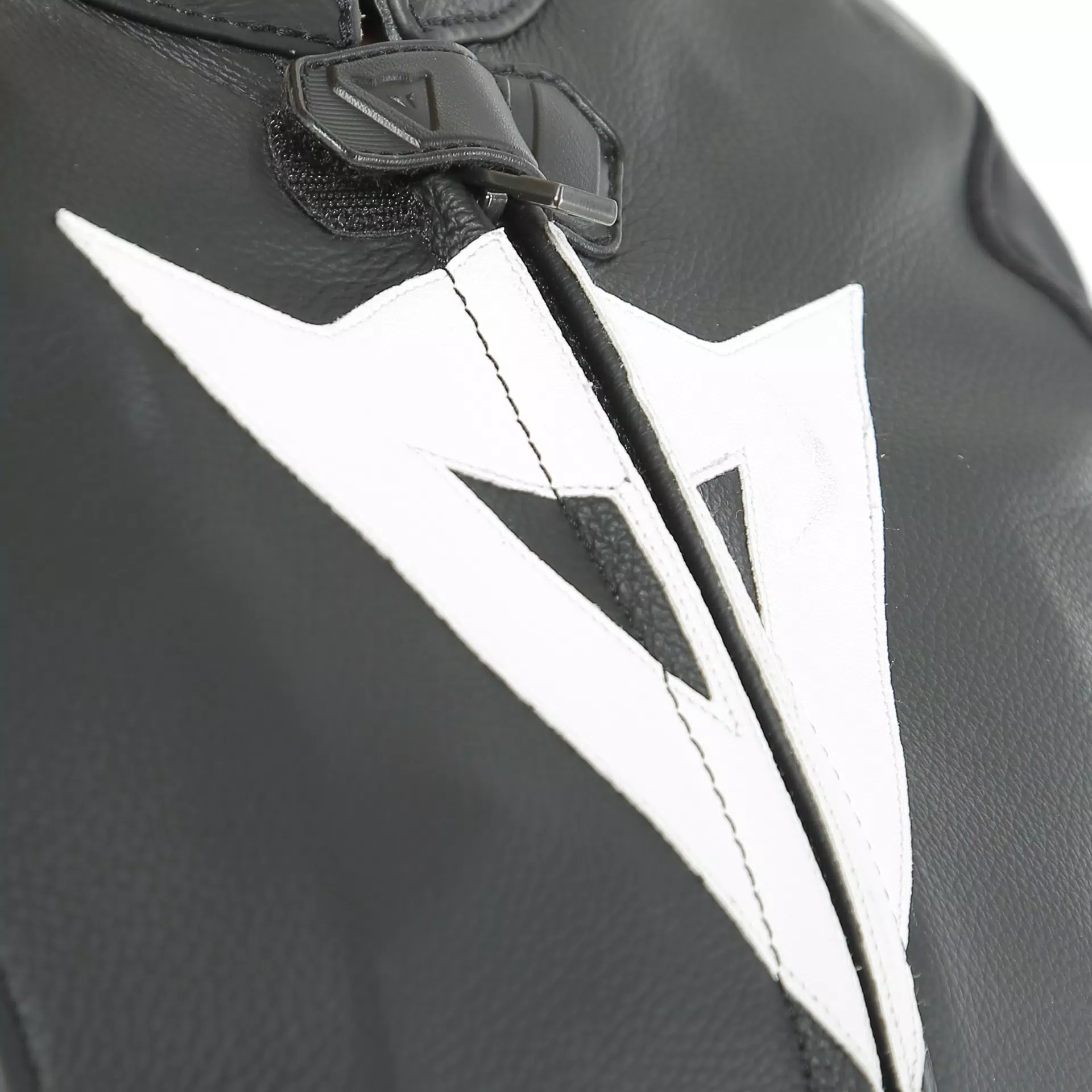 AVRO D-AIR LADY 2PCS SUIT