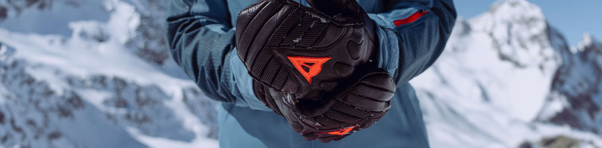 Winter sports gloves cheap