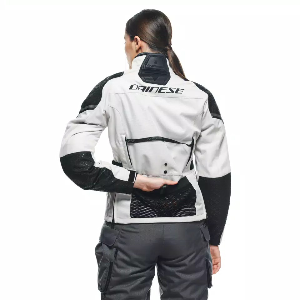 LADAKH 3L D-DRY® - WOMEN'S WATERPROOF MOTORCYCLE JACKET LADAKH 3L D-DRY® - WOMEN'S WATERPROOF MOTORCYCLE JACKET